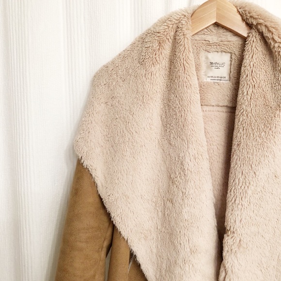 ✖️SOLD✖️ Zara Shearling and Suede Brown Jacket - Picture 3 of 6